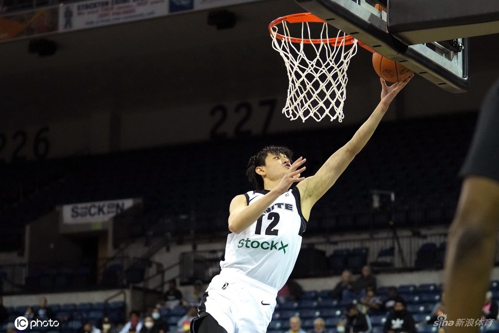 [NBDL]曾凡博首次先发 砍下5分4篮板3助攻