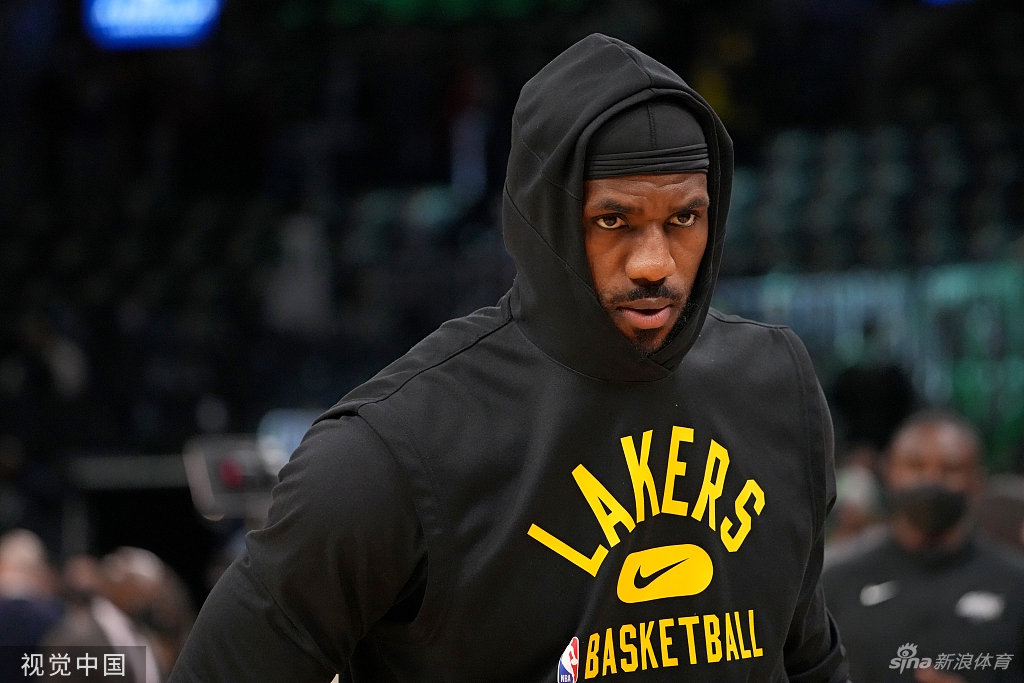 詹姆斯触发健康与安全协议将缺席比赛