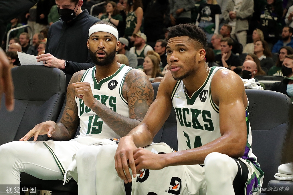 [NBA]黄蜂125-127雄鹿 字母哥绝杀