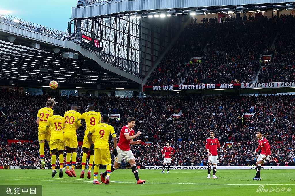 [英超]曼联1-0水晶宫 弗雷德破门