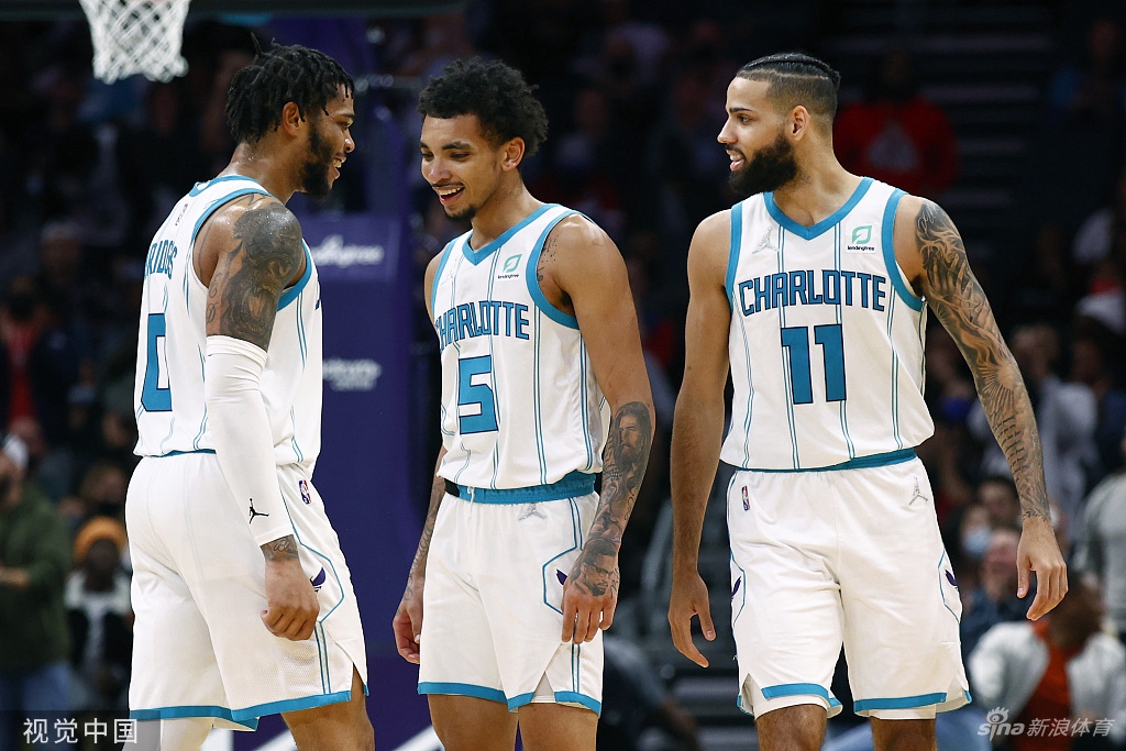 [NBA常规赛]76人127-124黄蜂