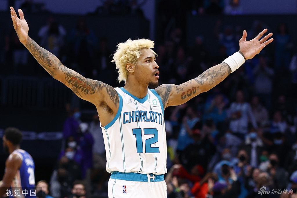 [NBA常规赛]76人127-124黄蜂