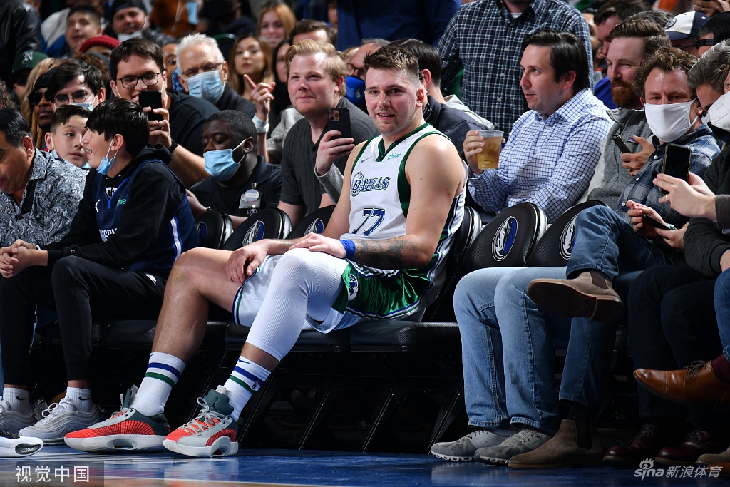 [NBA常规赛]篮网102-99独行侠