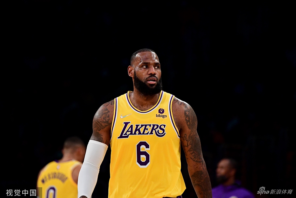 [NBA常规赛]湖人主场迎战 詹皇出战