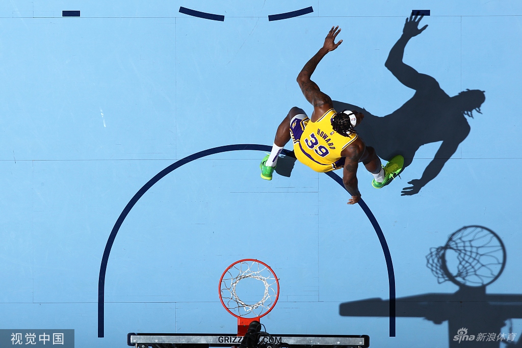 [NBA]湖人95-108灰熊 詹姆斯空砍三双