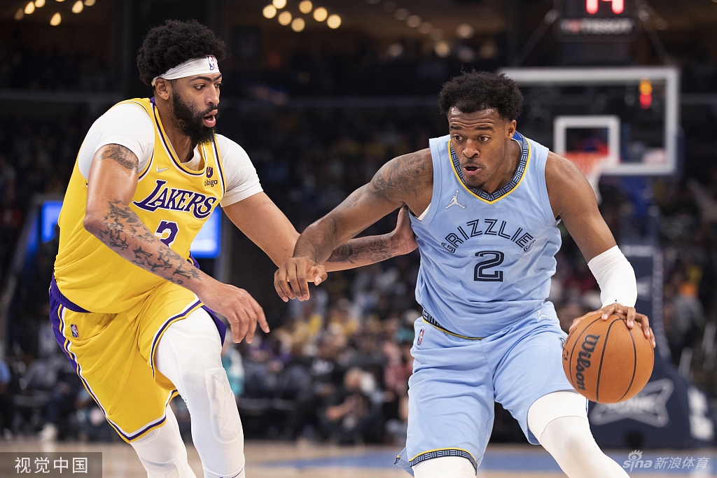 [NBA]湖人95-108灰熊 詹姆斯空砍三双