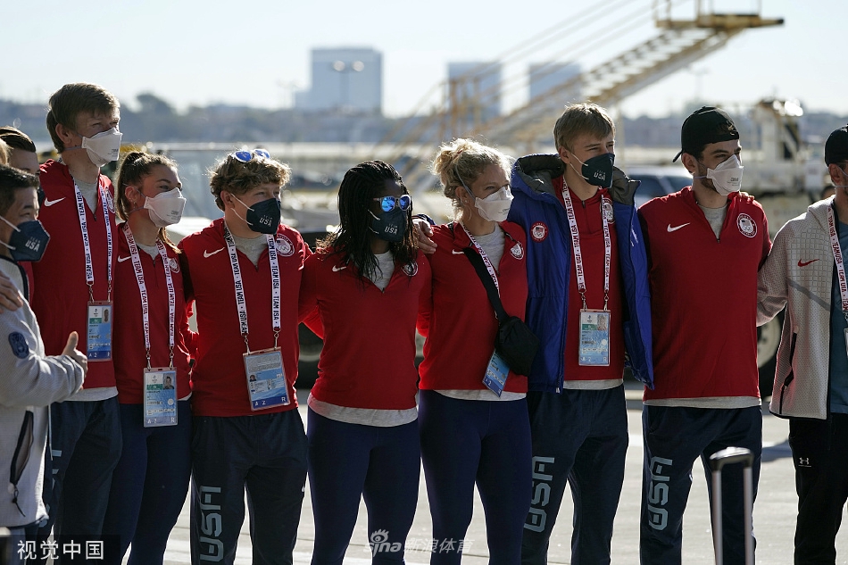 美国冬奥代表团出征北京冬奥会