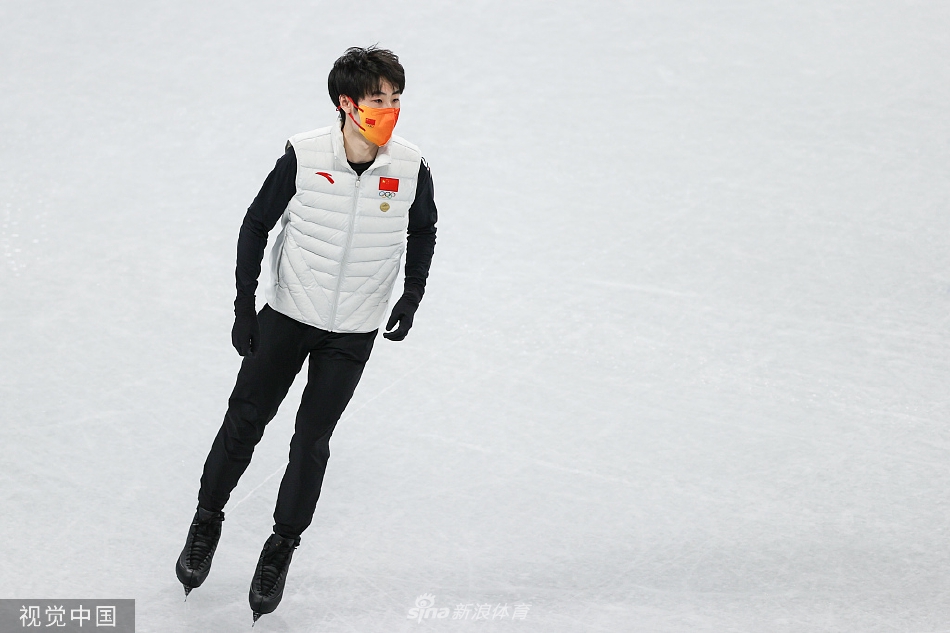 金博洋朱易亮相冬奥花滑训练日