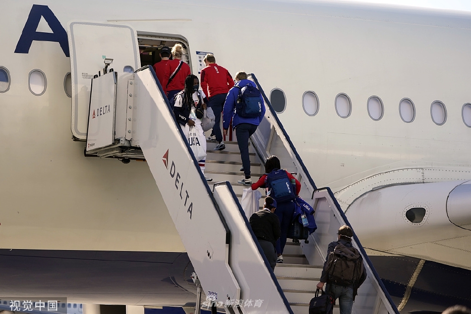 美国冬奥代表团出征北京冬奥会