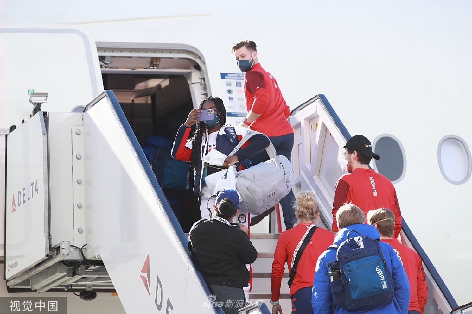 美国冬奥代表团出征北京冬奥会