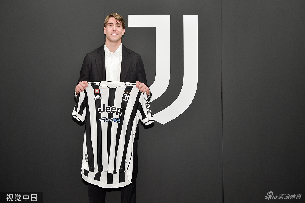 7号接班人！弗拉霍维奇加盟尤文并体检