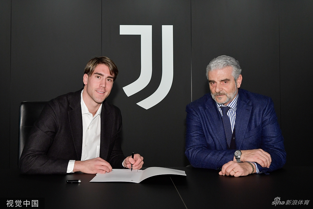 7号接班人！弗拉霍维奇加盟尤文并体检