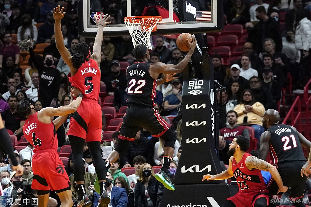 [NBA]猛龙124-120热火 巴特勒空砍三双