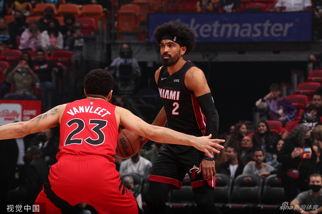 [NBA]猛龙124-120热火 巴特勒空砍三双