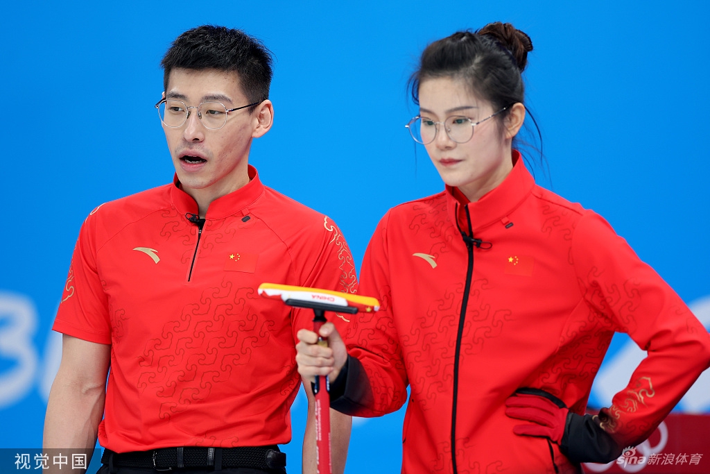 [冰壶混双]范苏圆/凌智5-7负美国组合