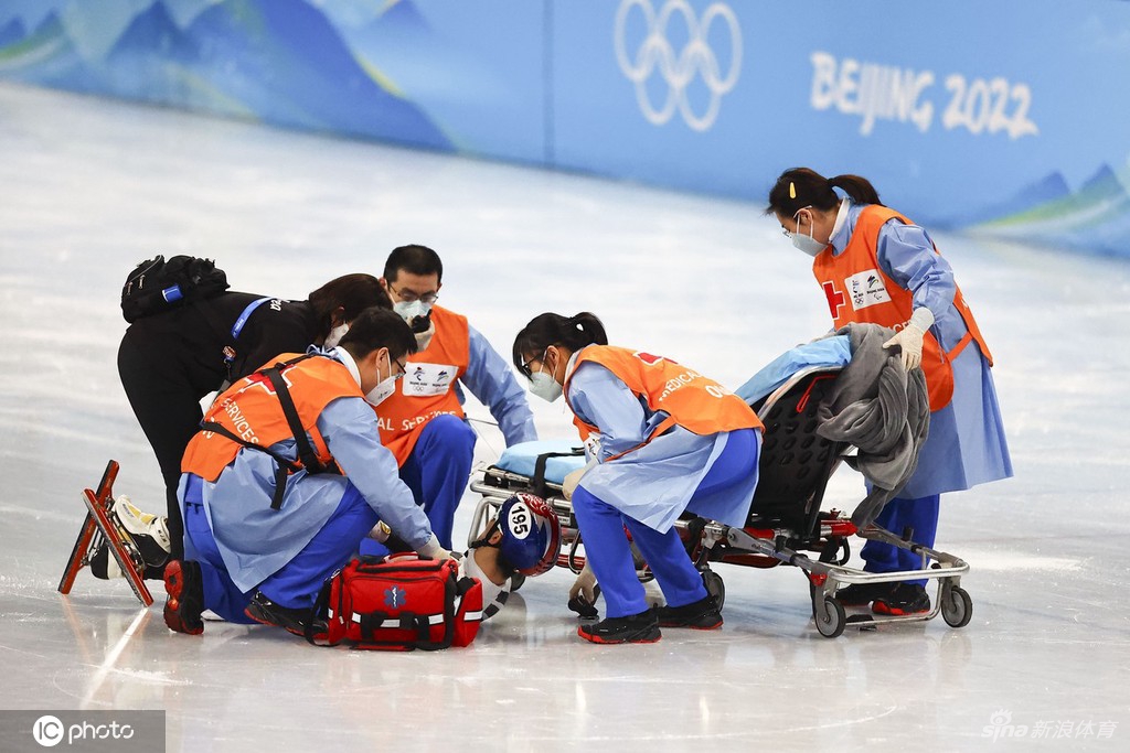 速滑男子1000米武大靖顺利晋级