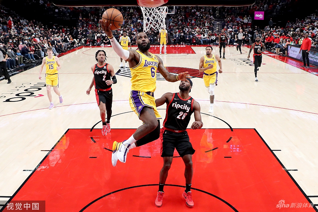 [NBA]湖人105-107开拓者 詹皇空砍30分