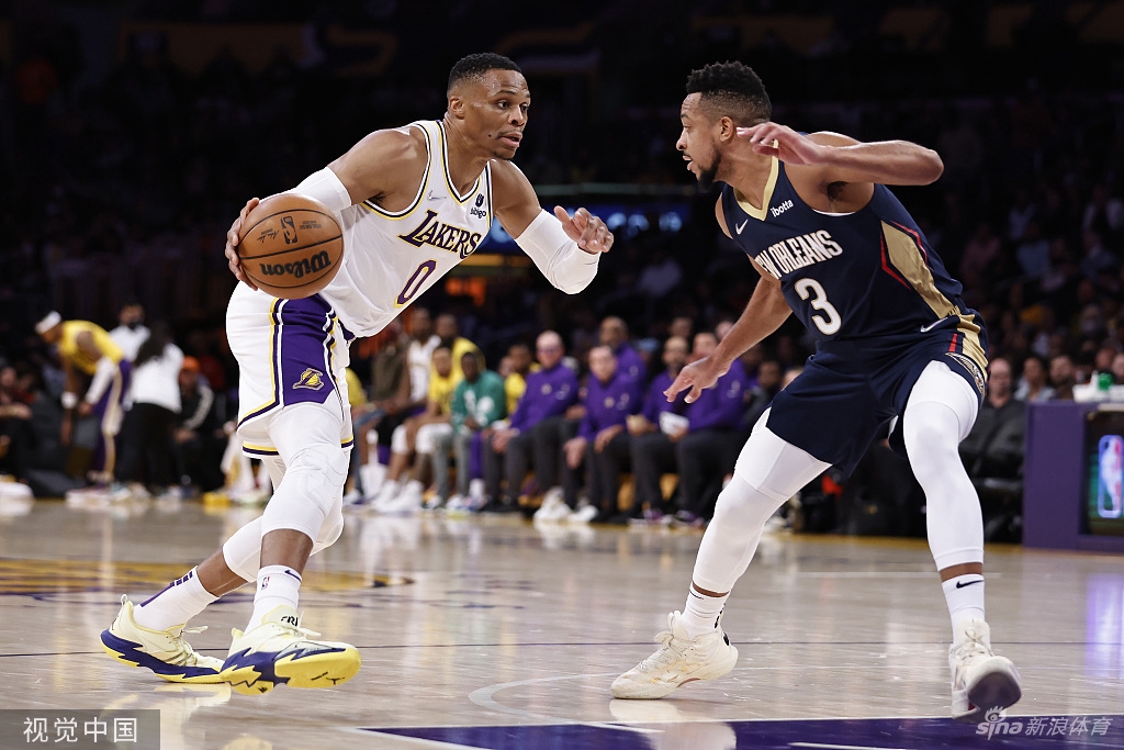 [NBA]鹈鹕123-95湖人 詹姆斯空砍32分