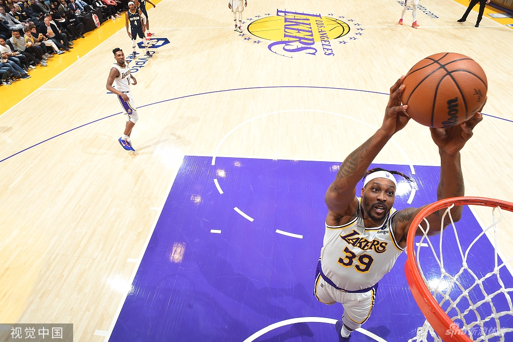 [NBA]鹈鹕123-95湖人 詹姆斯空砍32分