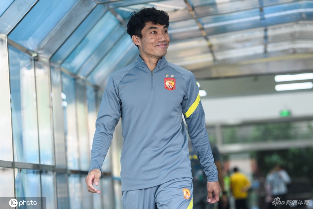 广州队后防两主力加盟海港 郑智或加盟深圳