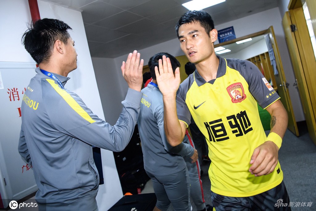 广州队后防两主力加盟海港 郑智或加盟深圳