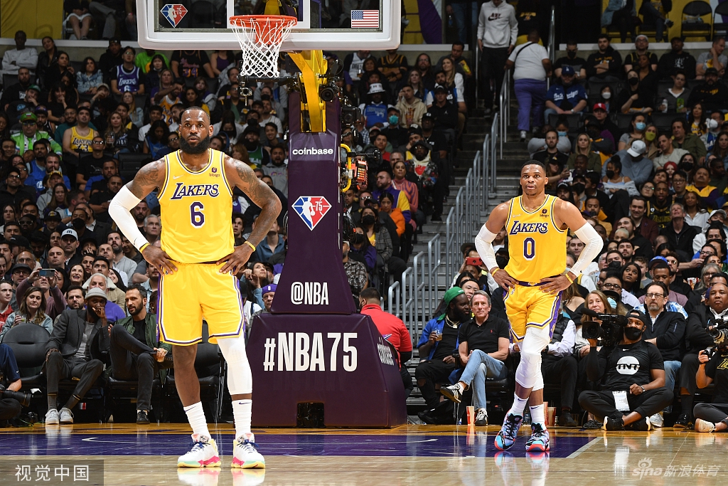 [NBA]独行侠109-104湖人 詹姆斯空砍24+12