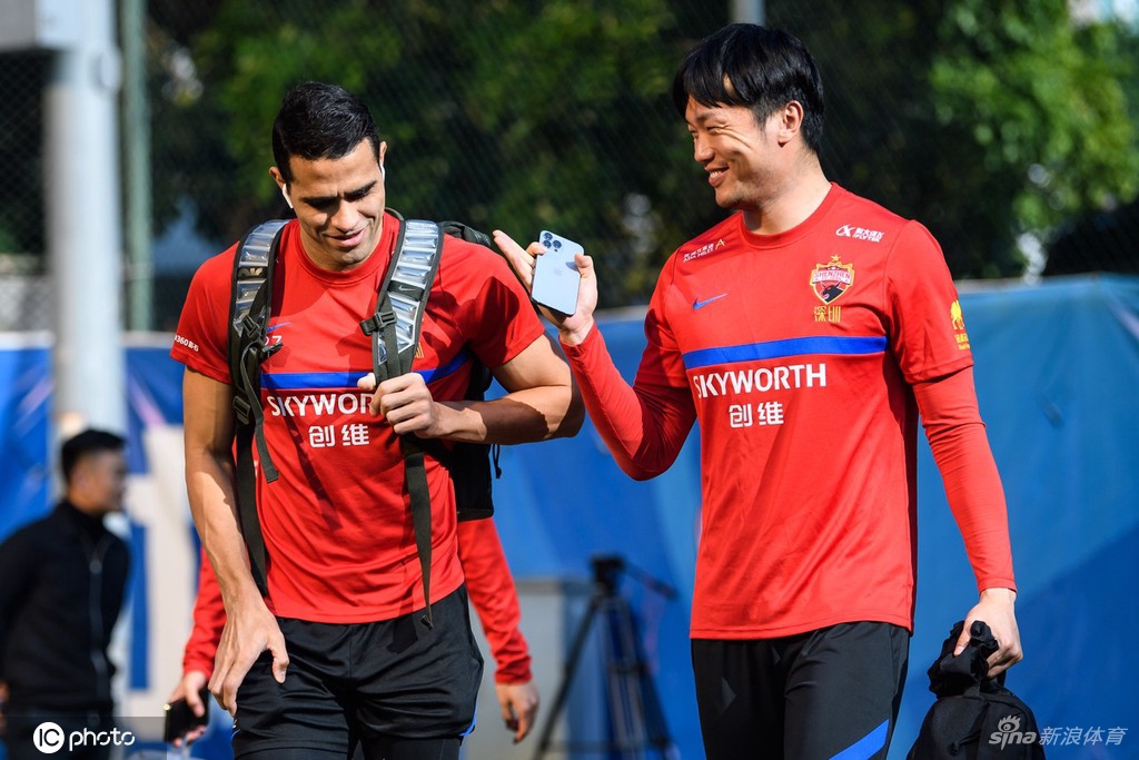 深足部分球员欠薪 戴伟浚向足协申请仲裁