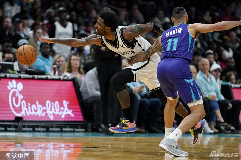 [NBA]篮网132-121黄蜂 欧文暴砍50分