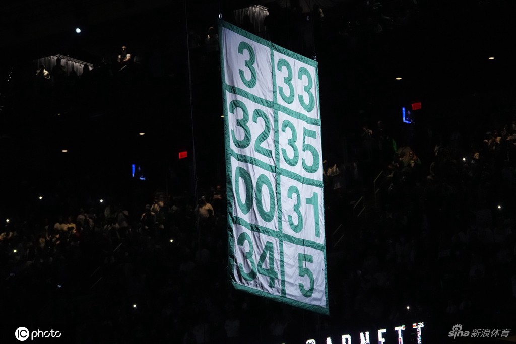 凯尔特人为加内特举行球衣退役仪式