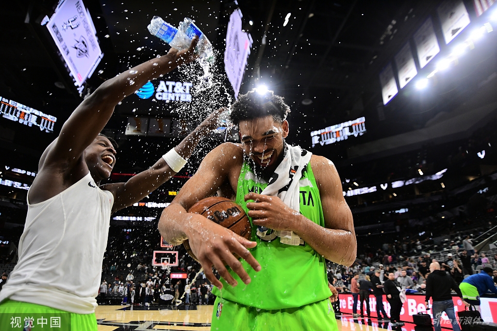 [NBA]森林狼149-139马刺 唐斯爆砍60分