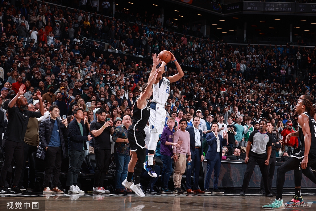 [NBA]独行侠113-111篮网 丁威迪绝杀