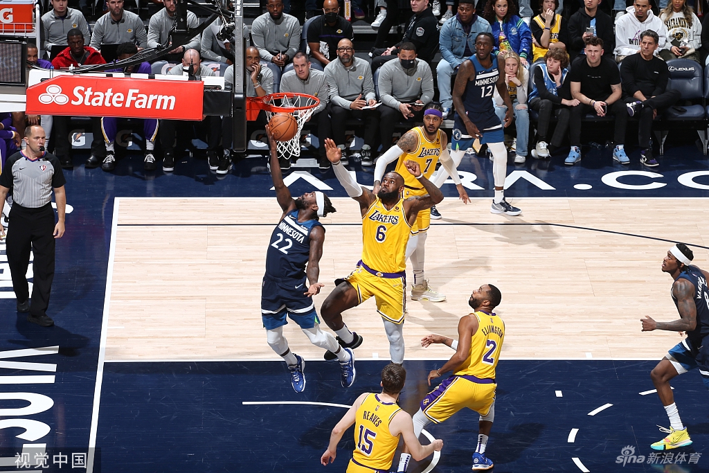 [NBA]湖人104-124森林狼 詹姆斯19分