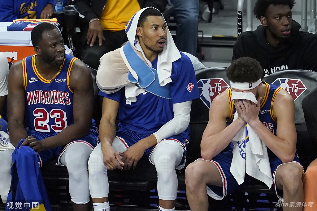 [NBA]凯尔特人110-88勇士 库里受伤离场只得3分