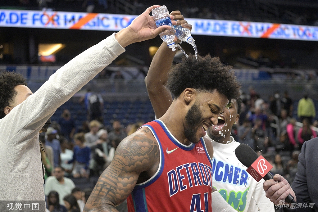 [NBA]活塞134-120魔术 贝豪取51分9篮板