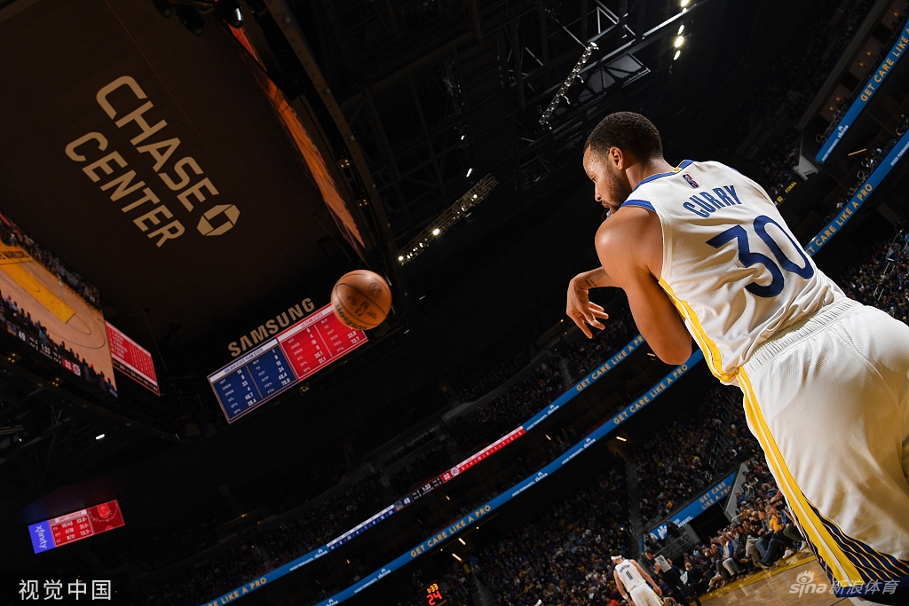 库里因伤将缺席三周比赛 季后赛初期回归