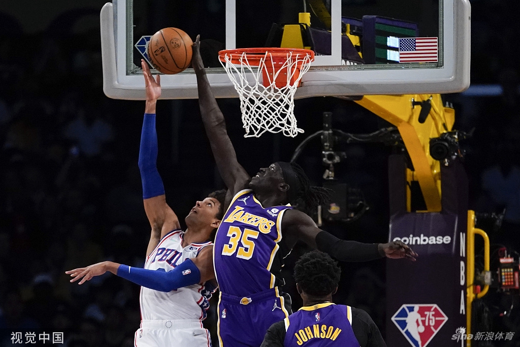 [NBA]76人126-121湖人 威少24分9板8助