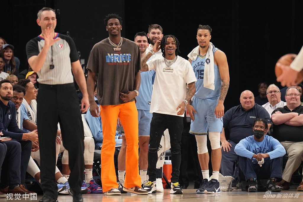 [NBA常规赛]勇士95-123灰熊