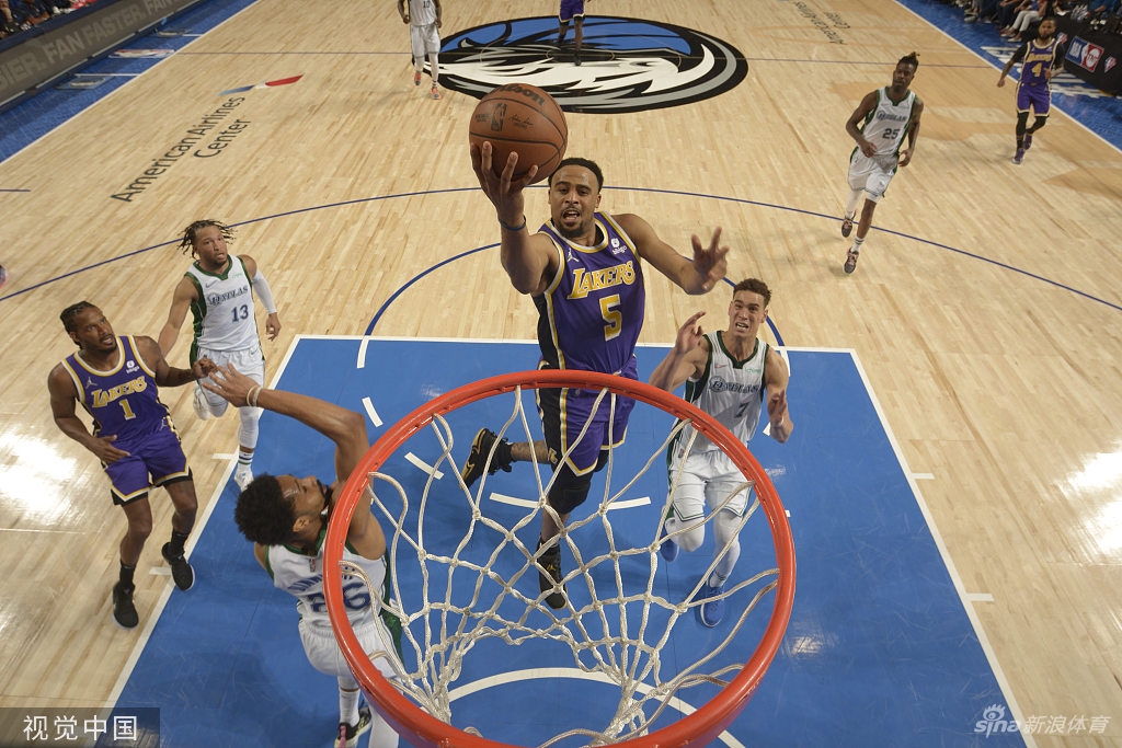 [NBA]湖人110-128独行侠 威少25+8