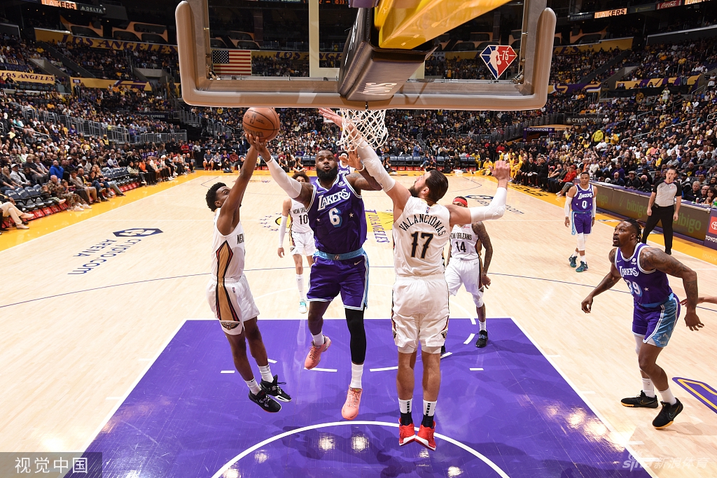 [NBA]鹈鹕114-111湖人 詹姆斯空砍38分