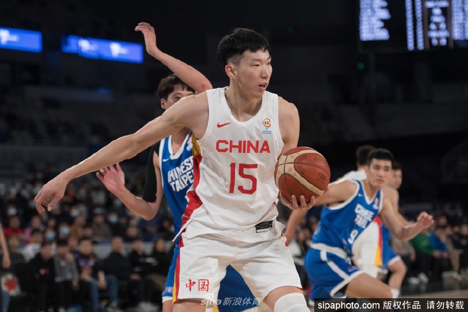 周琦入选本届亚洲杯最佳阵容