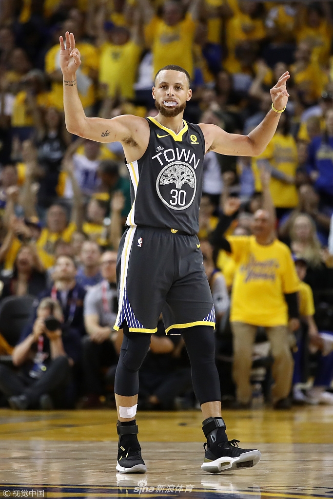 [NBA总决赛G2]骑士103-122勇士