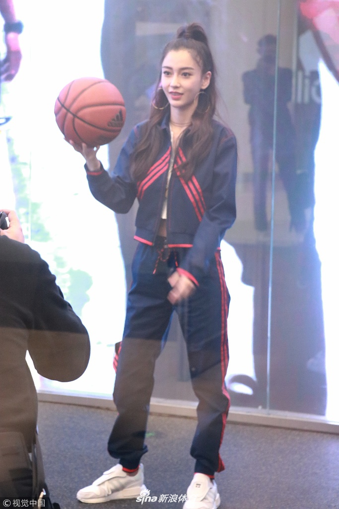 打篮球的Angelababy是什么水平 造型给几分