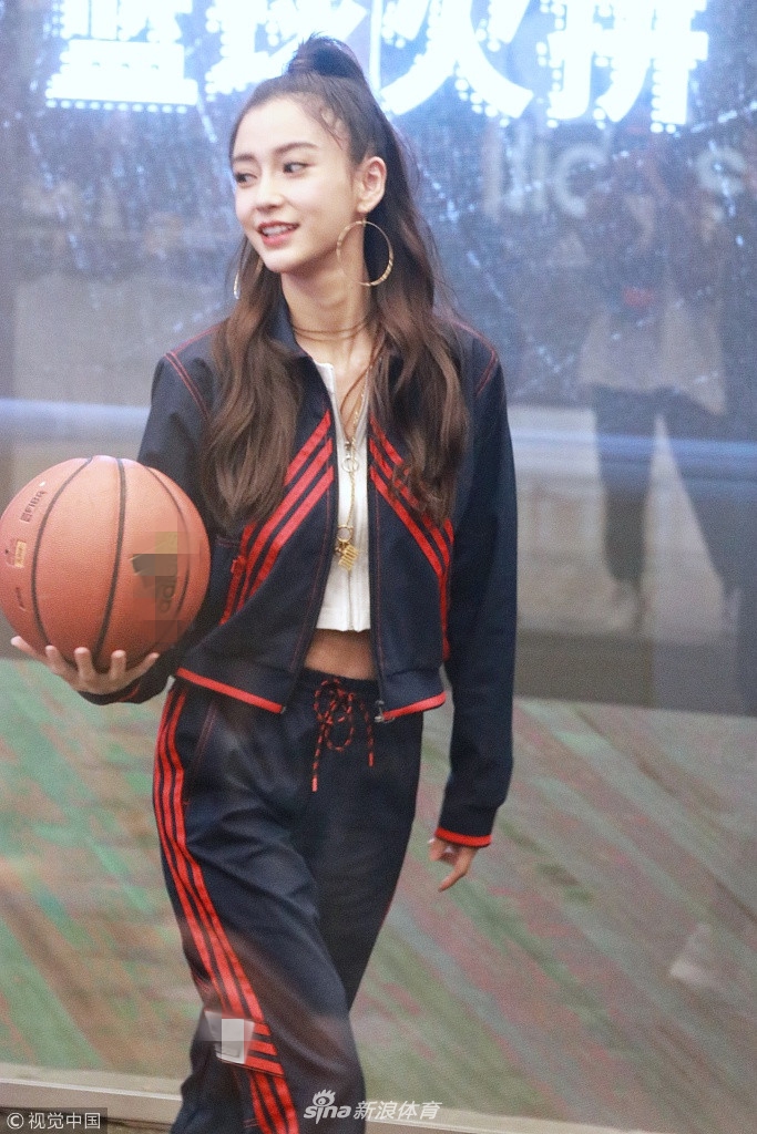 打篮球的Angelababy是什么水平 造型给几分