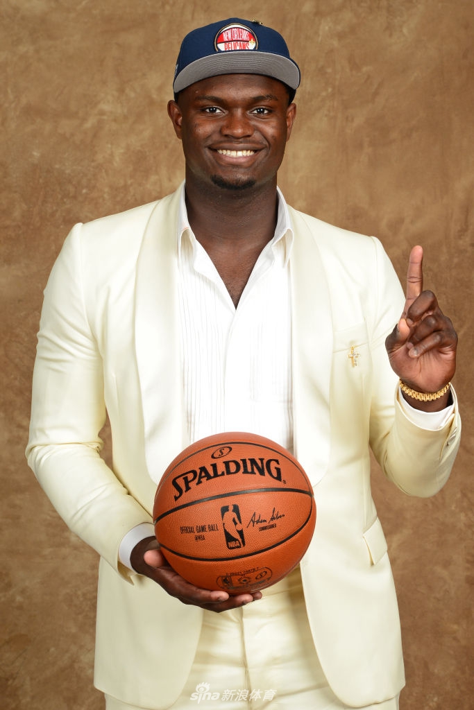 还未出场先手术！2019状元锡安接受右膝半月板手术