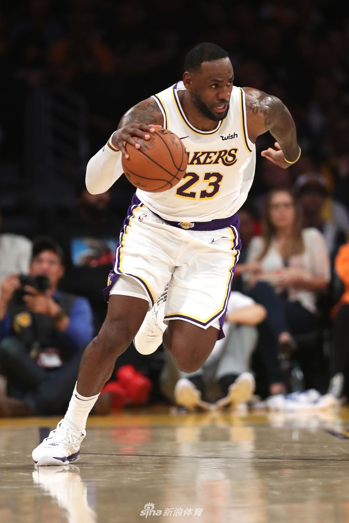 [NBA常规赛]黄蜂101-120湖人