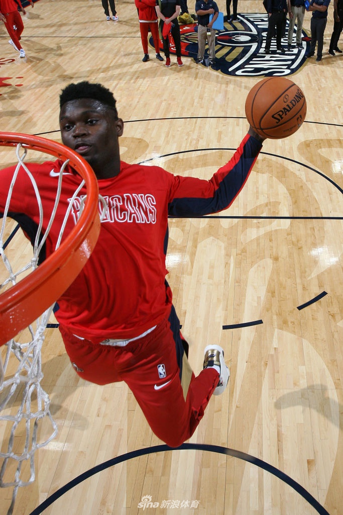 状元秀有望本周五生涯首秀！锡安战斧暴扣登陆NBA