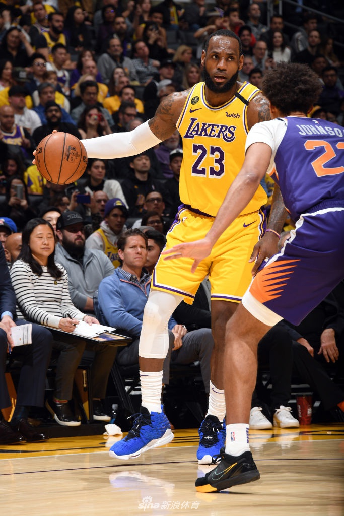 詹姆斯砍下准三双