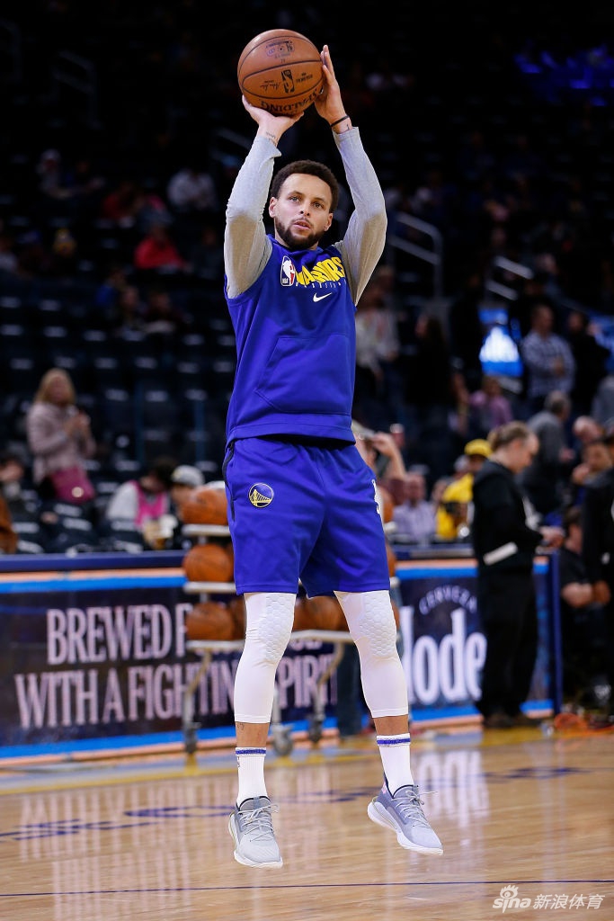 库里有望三月初对阵奇才时复出!投篮运球已毫无问题