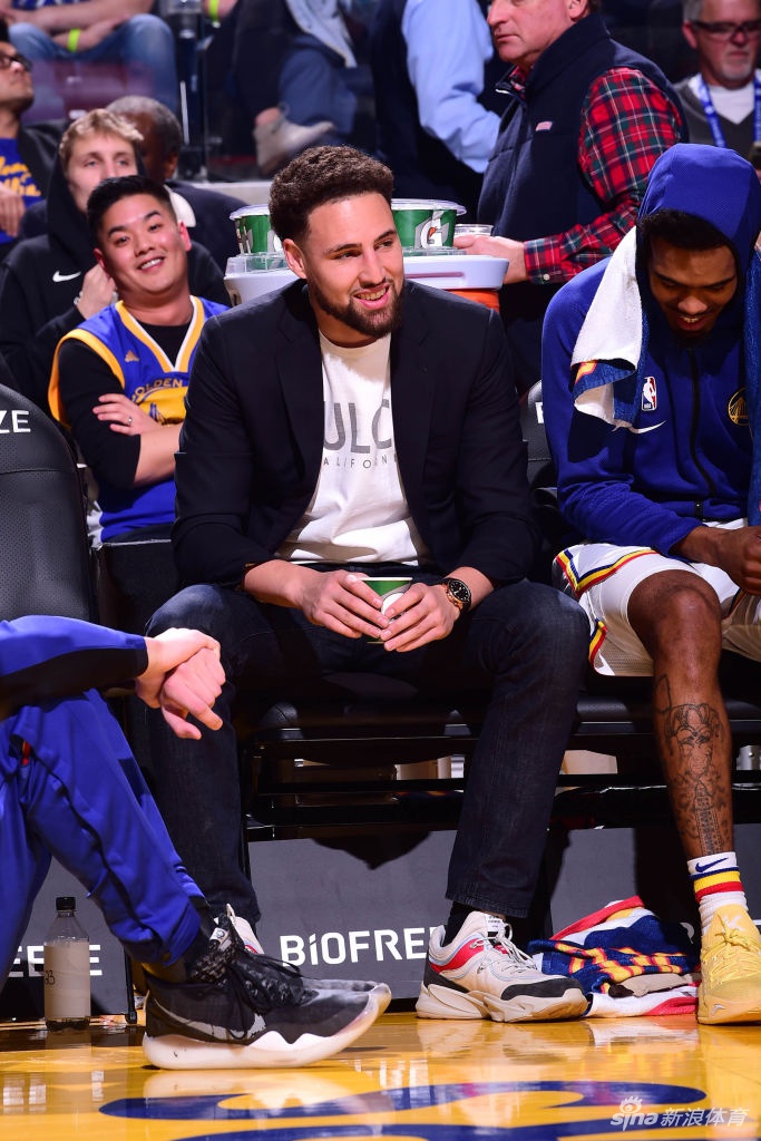 勇士队汤普森本赛季不会复出 水花组合下赛季再见