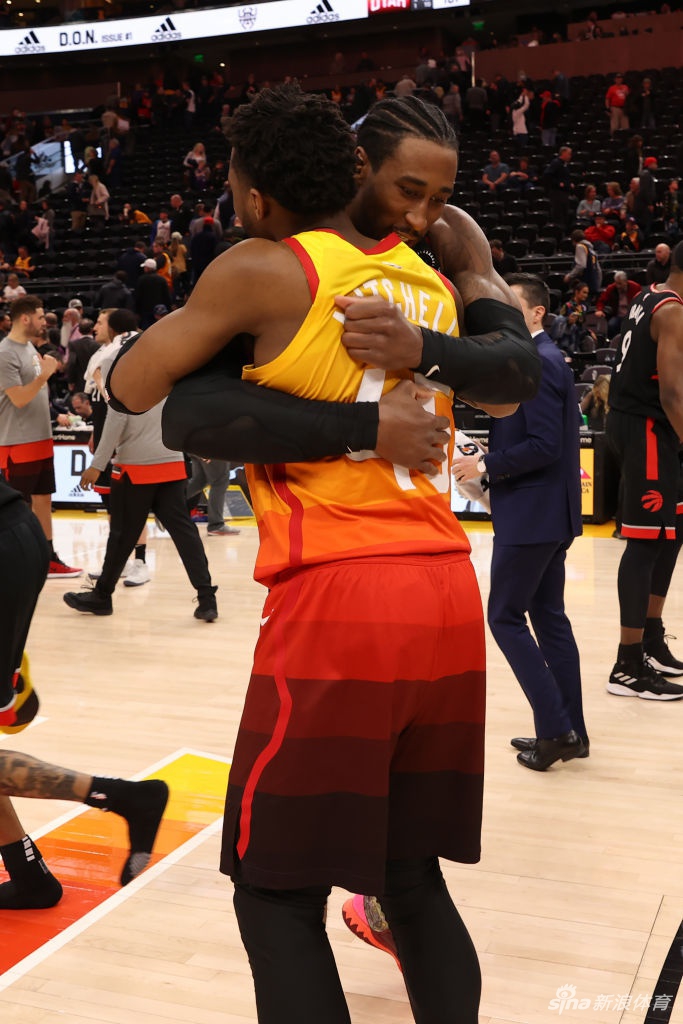 NBA爵士当家球星米切尔新冠检测呈阳性